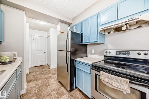 305 12841 65 Street, Edmonton, AB - Indoor Photo Showing Kitchen With Stainless Steel Kitchen