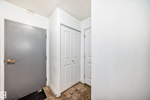 305 12841 65 Street, Edmonton, AB - Indoor Photo Showing Other Room