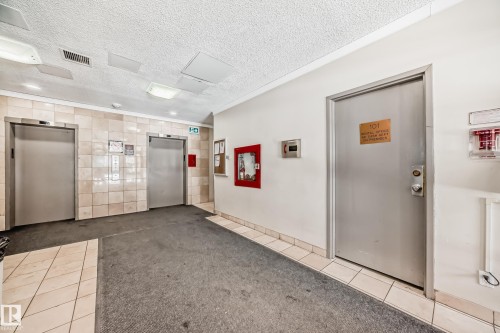 305 12841 65 Street, Edmonton, AB - Indoor Photo Showing Other Room