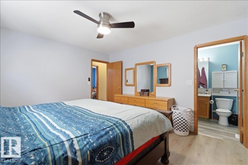 228 Parkside Drive, Wetaskiwin, AB - Indoor Photo Showing Bedroom