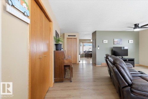 228 Parkside Drive, Wetaskiwin, AB - Indoor