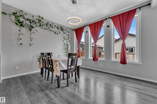 2611 Price Common, Edmonton, AB - Indoor Photo Showing Dining Room