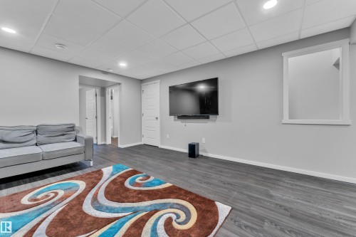 2611 Price Common, Edmonton, AB - Indoor