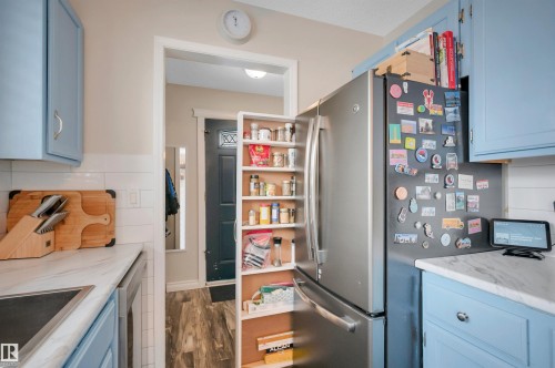 34 Walden Crescent, St. Albert, AB - Indoor Photo Showing Kitchen