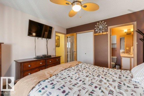 53 Dayton Crescent, St. Albert, AB - Indoor Photo Showing Bedroom