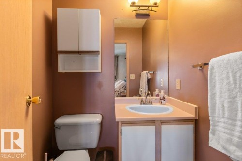 53 Dayton Crescent, St. Albert, AB - Indoor Photo Showing Bathroom
