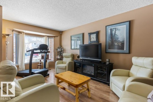 53 Dayton Crescent, St. Albert, AB - Indoor Photo Showing Living Room