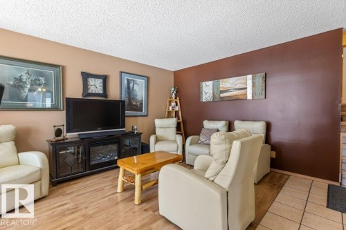 53 Dayton Crescent, St. Albert, AB - Indoor Photo Showing Living Room