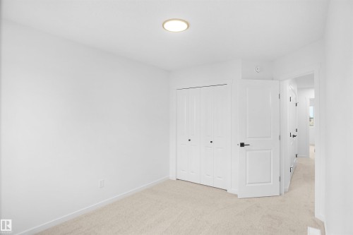 21 1430 Aster Way, Edmonton, AB - Indoor Photo Showing Other Room