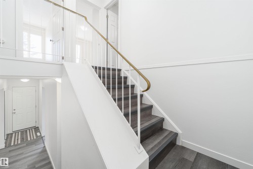 129 Londonderry Square, Edmonton, AB - Indoor Photo Showing Other Room