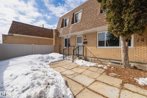 129 Londonderry Square, Edmonton, AB - Outdoor