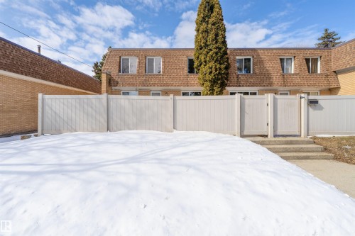 129 Londonderry Square, Edmonton, AB - Outdoor
