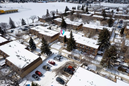 129 Londonderry Square, Edmonton, AB - Outdoor