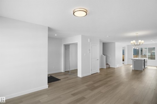 7351 181 Avenue, Edmonton, AB - Indoor