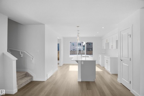 7351 181 Avenue, Edmonton, AB - Indoor