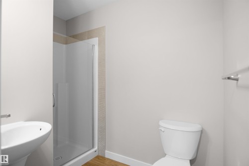 5135 River'S Edge Way, Edmonton, AB - Indoor Photo Showing Bathroom