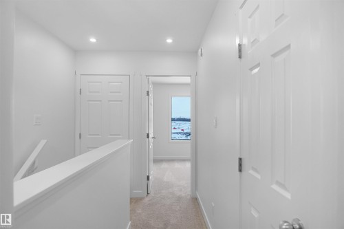 5133 River'S Edge Way, Edmonton, AB - Indoor Photo Showing Other Room