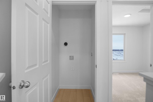 5133 River'S Edge Way, Edmonton, AB - Indoor Photo Showing Other Room
