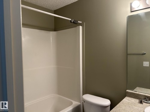 112 4350 23 Street, Edmonton, AB - Indoor Photo Showing Bathroom