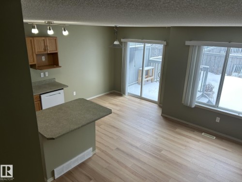 112 4350 23 Street, Edmonton, AB - Indoor