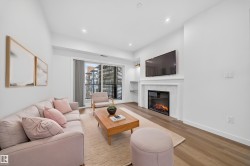 301 7459 May Common  Edmonton, AB T6R 0X6