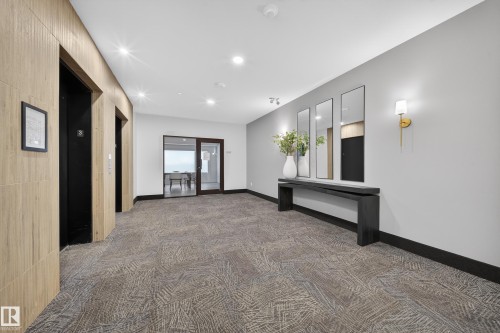 301 7459 May Common, Edmonton, AB - Indoor Photo Showing Other Room