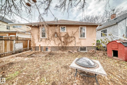 11619 96 Street, Edmonton, AB - Outdoor