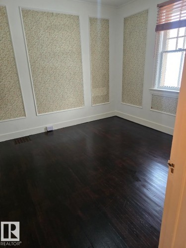 11619 96 Street, Edmonton, AB - Indoor Photo Showing Other Room