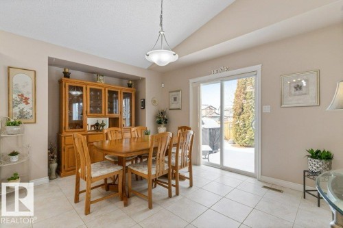6712 Speaker Place, Edmonton, AB - Indoor Photo Showing Dining Room