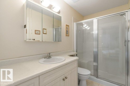 6712 Speaker Place, Edmonton, AB - Indoor Photo Showing Bathroom