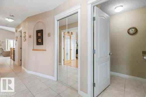 6712 Speaker Place, Edmonton, AB - Indoor Photo Showing Other Room