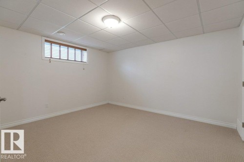 6712 Speaker Place, Edmonton, AB - Indoor Photo Showing Other Room