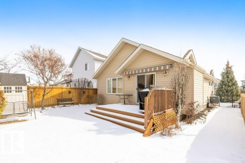 6712 Speaker Place, Edmonton, AB - Outdoor