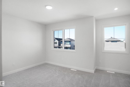 1015 14 Avenue Nw, Edmonton, AB 