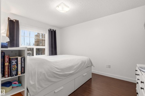 224 2045 Grantham Court, Edmonton, AB - Indoor Photo Showing Bedroom