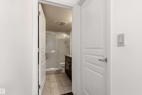 224 2045 Grantham Court, Edmonton, AB - Indoor Photo Showing Bathroom