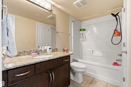 224 2045 Grantham Court, Edmonton, AB - Indoor Photo Showing Bathroom