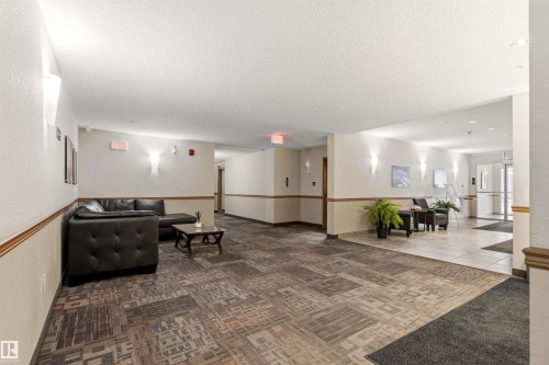 224 2045 Grantham Court, Edmonton, AB - Indoor Photo Showing Other Room