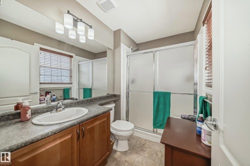 104 Westerra Boulevard, Stony Plain, AB - Indoor Photo Showing Bathroom