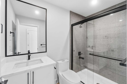 94 Eldridge Pointe, St. Albert, AB - Indoor Photo Showing Bathroom