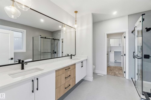 94 Eldridge Pointe, St. Albert, AB - Indoor Photo Showing Bathroom