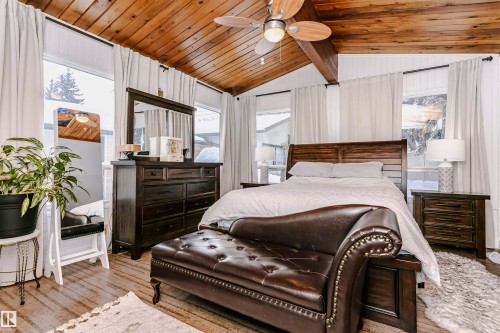 33 Sunnyside Crescent, St. Albert, AB - Indoor Photo Showing Bedroom