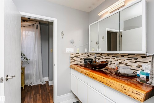 33 Sunnyside Crescent, St. Albert, AB - Indoor