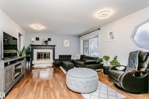 33 Sunnyside Crescent, St. Albert, AB - Indoor Photo Showing Living Room With Fireplace