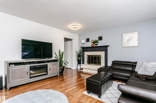 33 Sunnyside Crescent, St. Albert, AB - Indoor Photo Showing Living Room With Fireplace