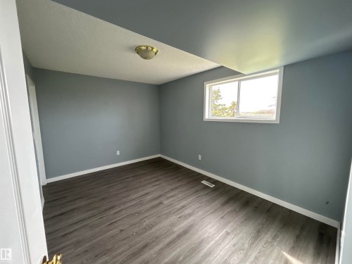 4420 50 Street, Rural Lamont County, AB - Indoor Photo Showing Other Room