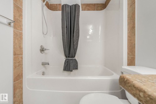 210 103 Ambleside Drive, Edmonton, AB - Indoor Photo Showing Bathroom