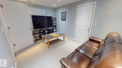 3839 24 Street, Edmonton, AB - Indoor