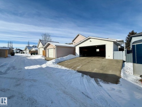 3839 24 Street, Edmonton, AB - Outdoor