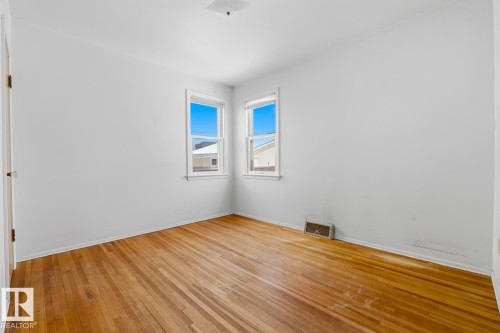 9039 90 Street, Edmonton, AB - Indoor Photo Showing Other Room